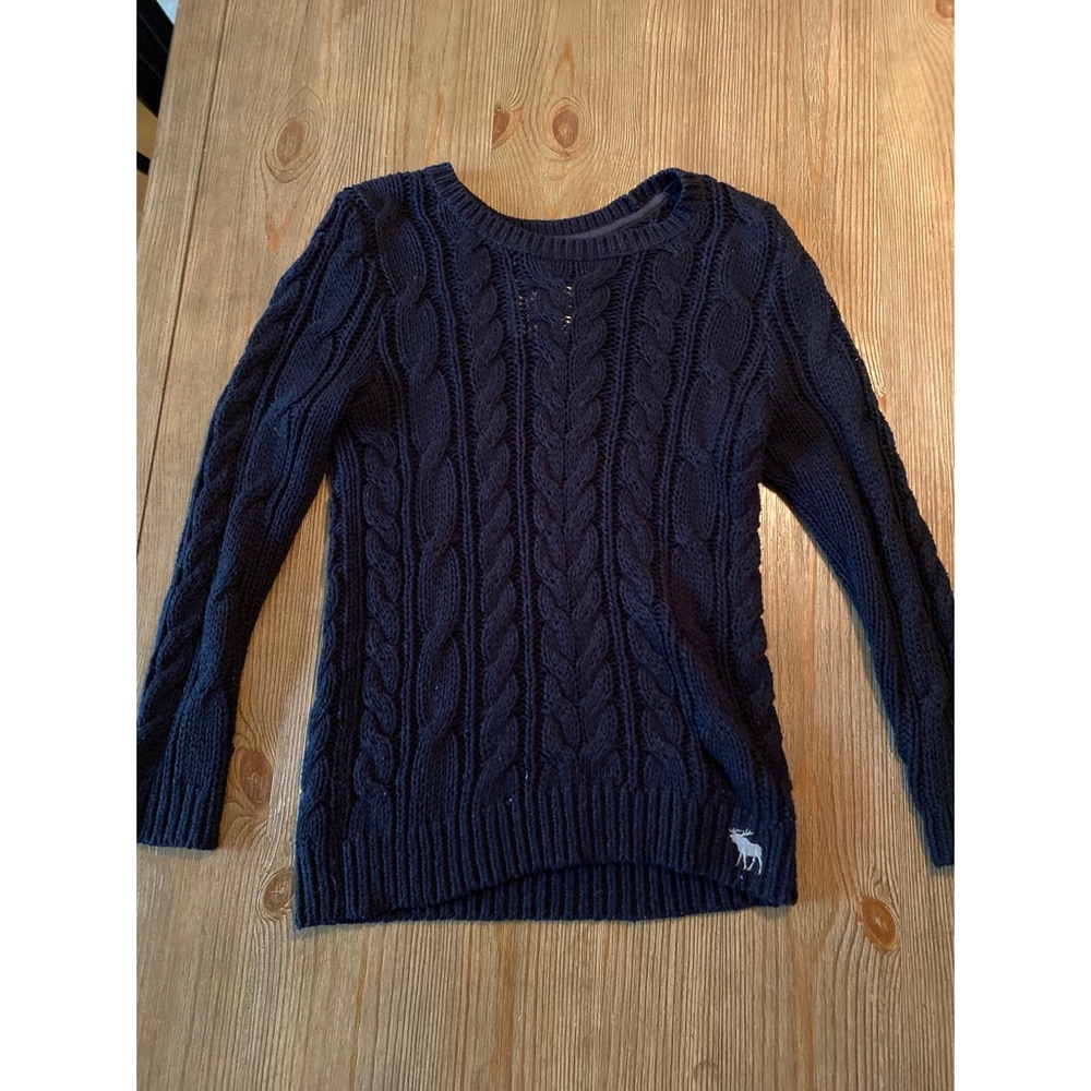 Abercrombie- cable knit sweater